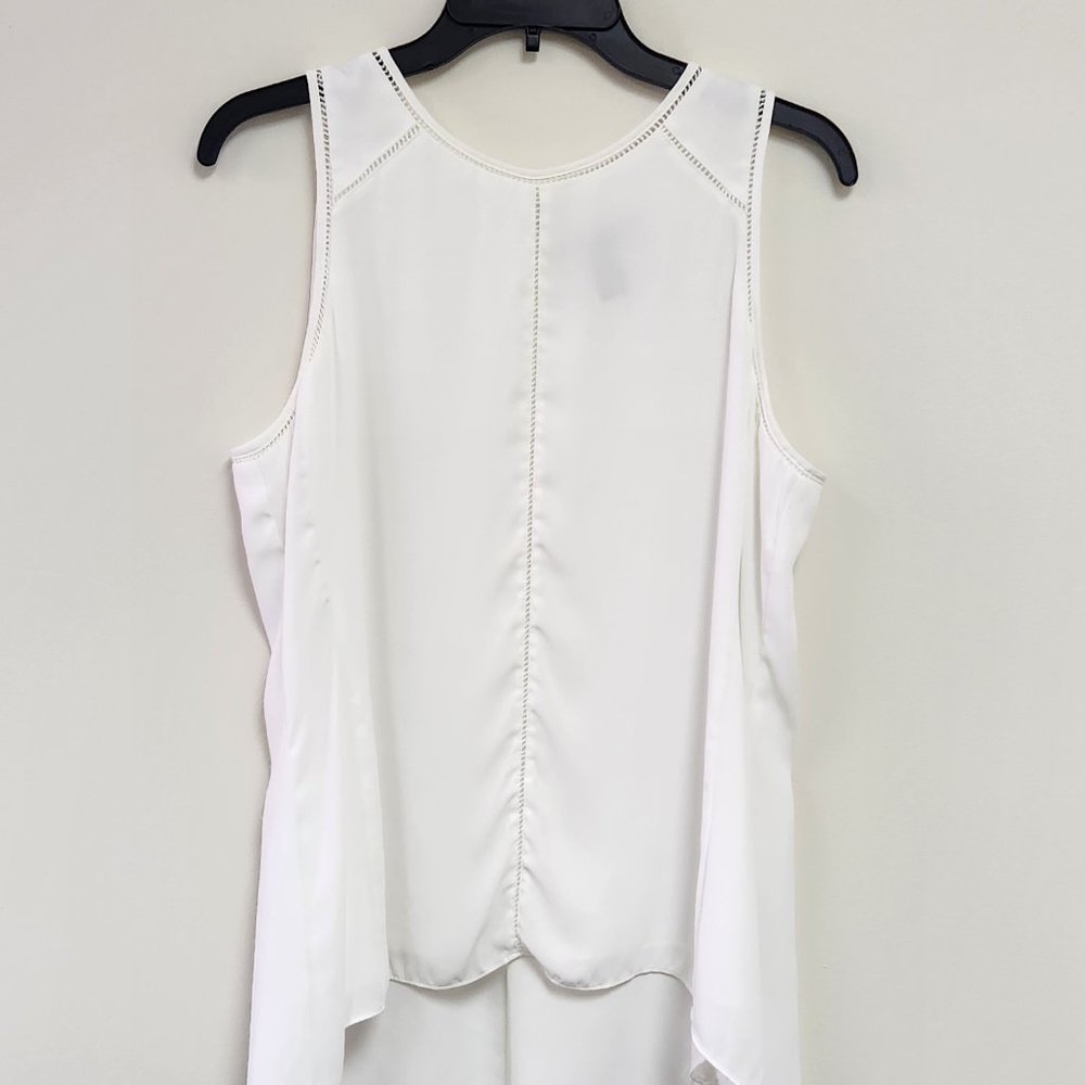 White House Black Market Women's Medium Tank